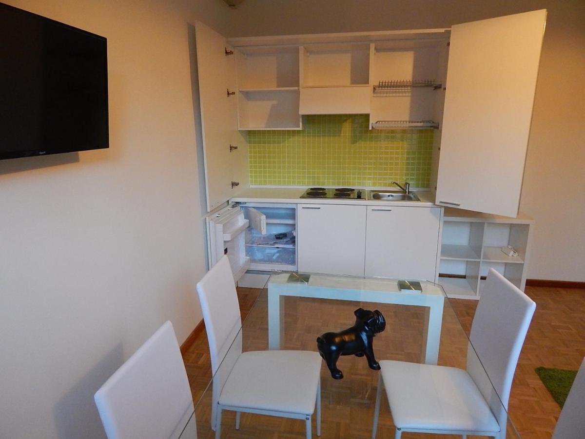 La Casa Del Parco Ferrari Apartment Модена Екстериор снимка