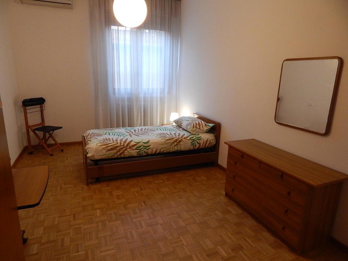 La Casa Del Parco Ferrari Apartment Модена Екстериор снимка