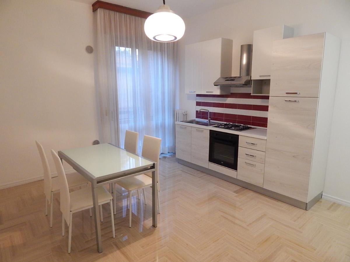 La Casa Del Parco Ferrari Apartment Модена Екстериор снимка